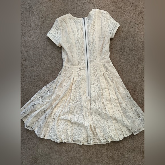 BCBG MAX AZRIA EMBROIDERED ORGANZA DRESS - Picture 5 of 5